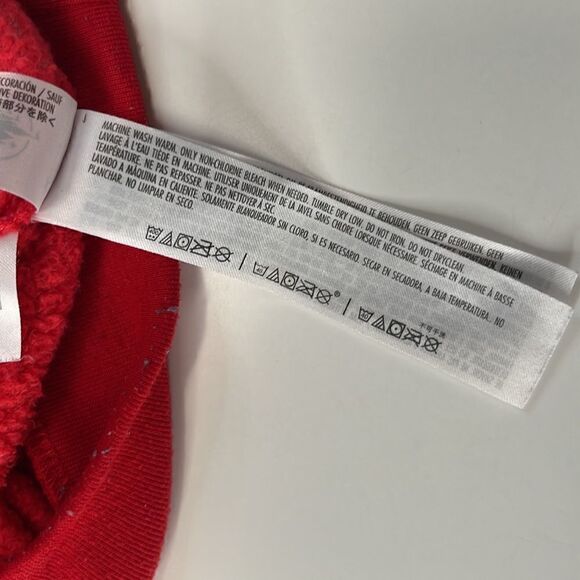 Spider-Man Disney Marvel fuzzy sweatshirt.  Size boys 4. - Picture 5 of 5